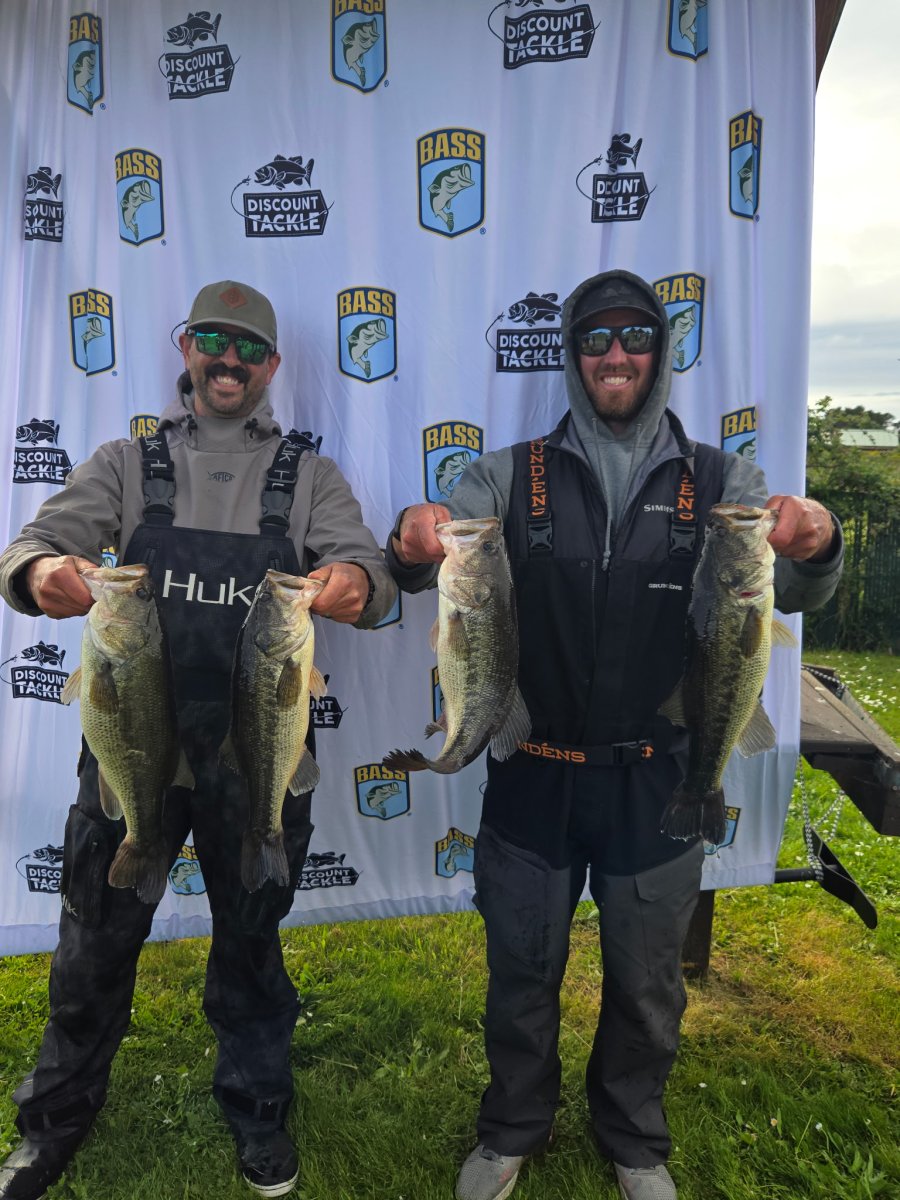 2026 Oregon B.A.S.S. Classic champions holding their bass at the Tenmile Lakes weigh-in